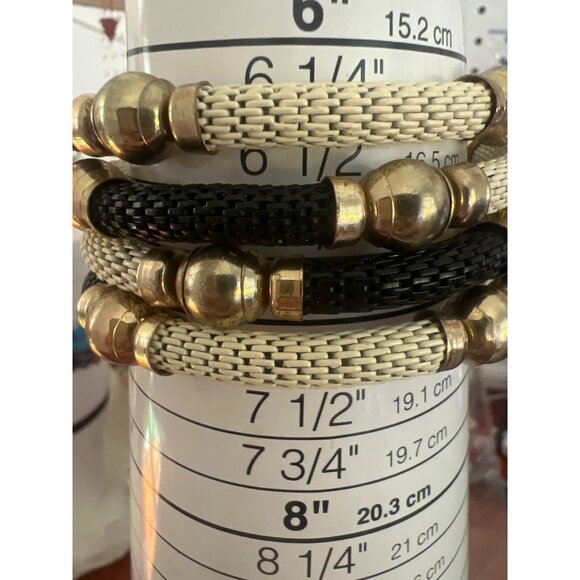 Vintage Gold Tone Cream Black Mesh Memory Wire Bracelet Cuff Adj Estate READ - Picture 4 of 4